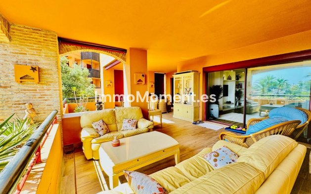 Wiederverkauf - Wohnung - Marbella - Bahía de Marbella