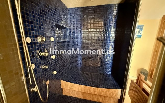 Reventa - Villa - Marbella - Elviria