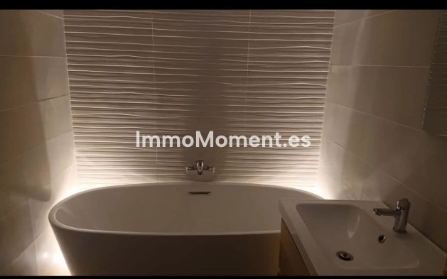 Resale - Villa - Mijas - La Cala de Mijas
