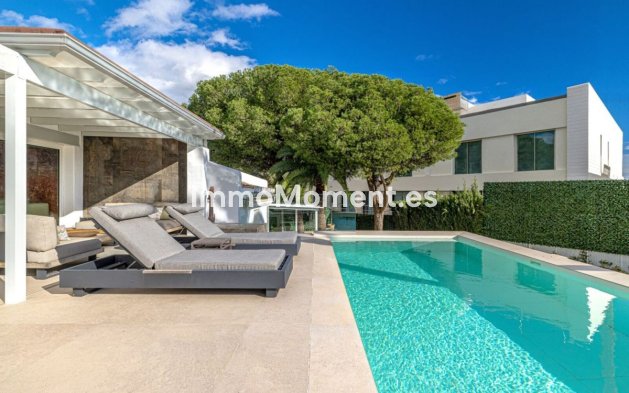 Resale - Villa - Marbella - Las Chapas