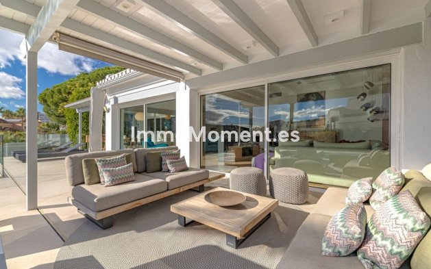 Resale - Villa - Marbella - Las Chapas