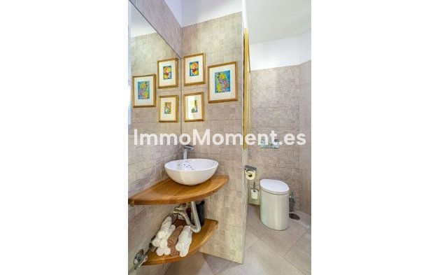 Resale - Villa - Marbella - Las Chapas