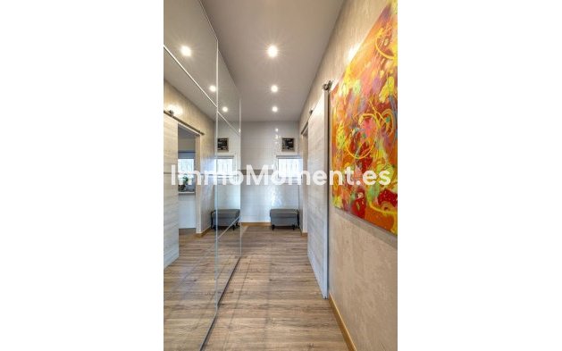 Resale - Villa - Marbella - Las Chapas