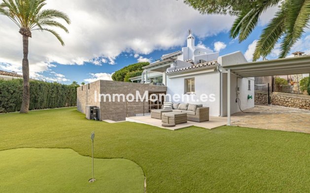 Resale - Villa - Marbella - Las Chapas