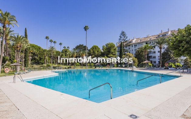 Reventa - Apartamento - Marbella - Río Real