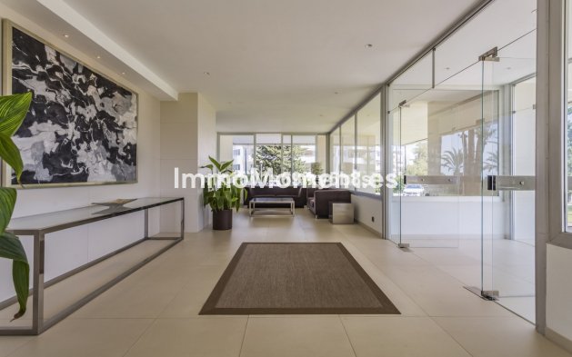 Reventa - Apartamento - Marbella - Río Real