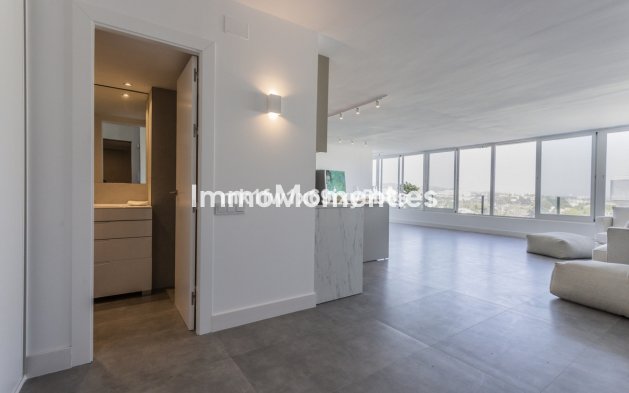 Reventa - Apartamento - Marbella - Río Real