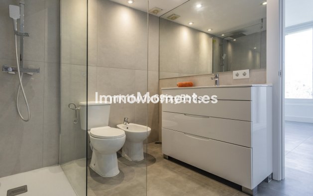 Reventa - Apartamento - Marbella - Río Real