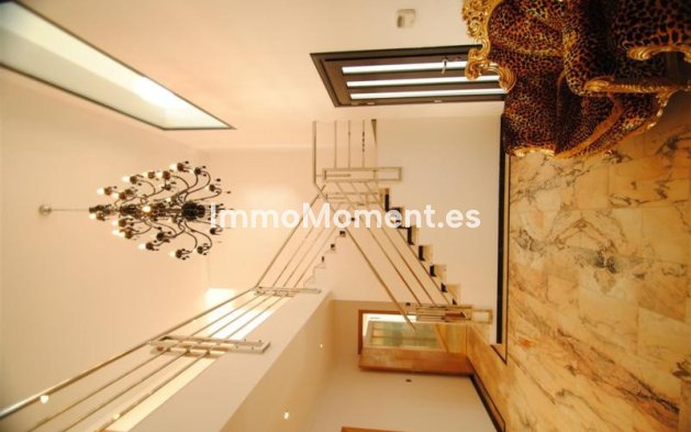 Wiederverkauf - Villa - Marbella - Cabopino