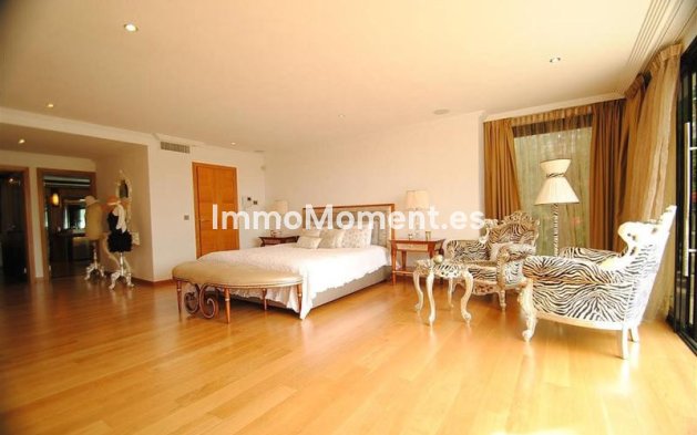 Wiederverkauf - Villa - Marbella - Cabopino