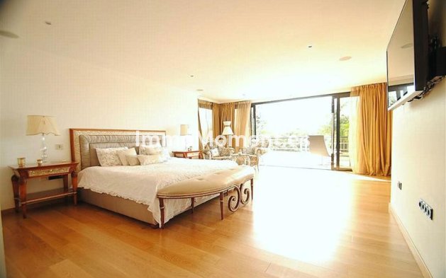 Wiederverkauf - Villa - Marbella - Cabopino