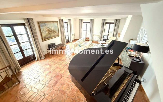 Resale - Villa - Marbella - Marbella Centro