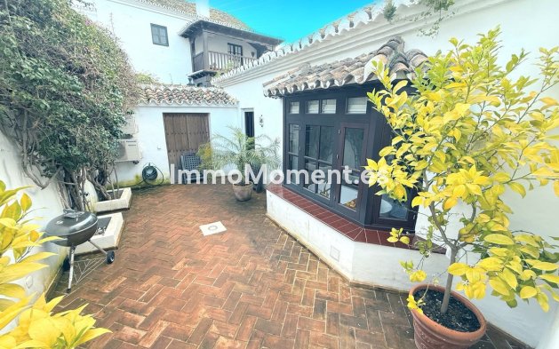 Resale - Villa - Marbella - Marbella Centro