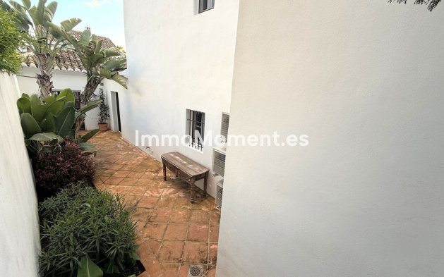 Resale - Villa - Marbella - Marbella Centro