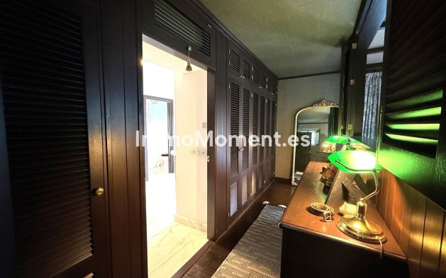 Resale - Villa - Marbella - Marbella Centro