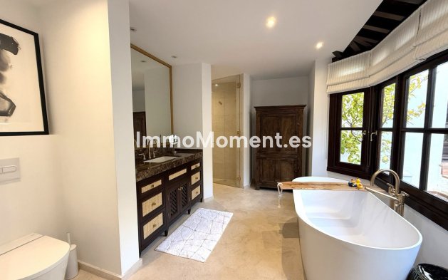 Resale - Villa - Marbella - Marbella Centro