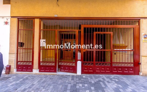Wiederverkauf - Wohnung - Torrevieja - Torrevieja Centro