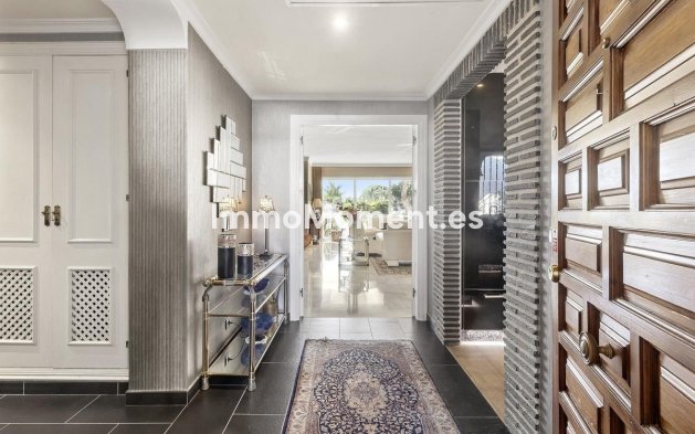 Resale - Apartment - Estepona - New Golden Mile