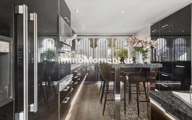 Resale - Apartment - Estepona - New Golden Mile