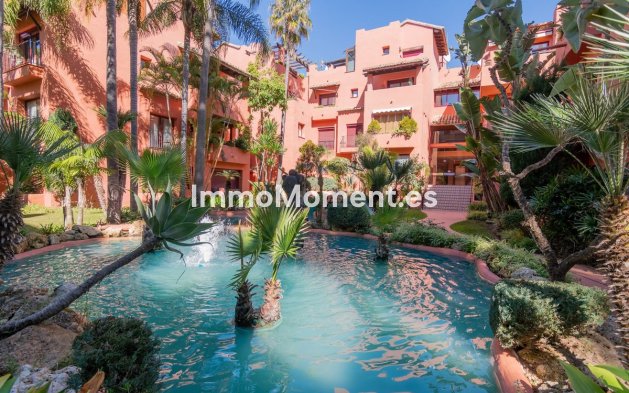 Revente - Appartement - Marbella - Elviria