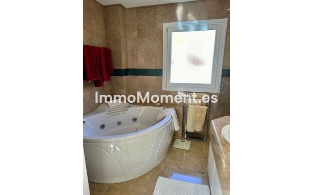 Wiederverkauf - Wohnung - Marbella - Nueva Andalucía