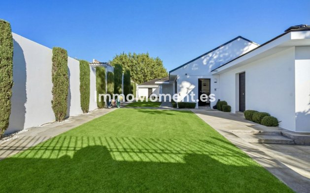 Revente - Villa - Marbella - Guadalmina Baja