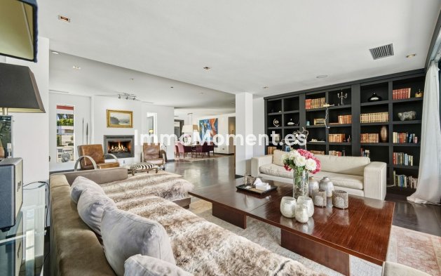 Revente - Villa - Marbella - Guadalmina Baja