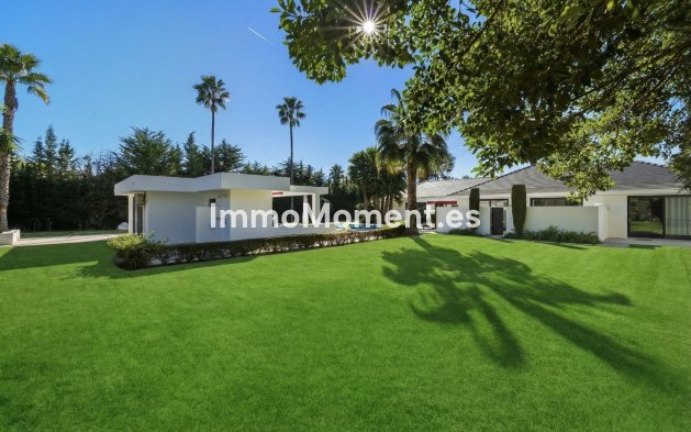 Revente - Villa - Marbella - Guadalmina Baja