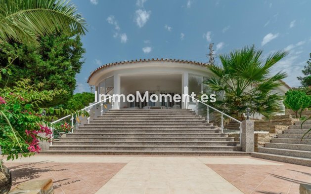 Wiederverkauf - Villa - Estepona  - Estepona Centro