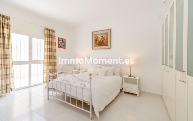 Wiederverkauf - Villa - Estepona  - Estepona Centro