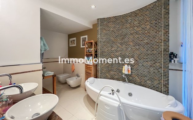 Revente - Villa - Marbella - Sierra Blanca