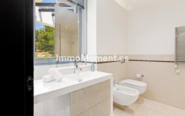 Revente - Villa - Marbella - Sierra Blanca