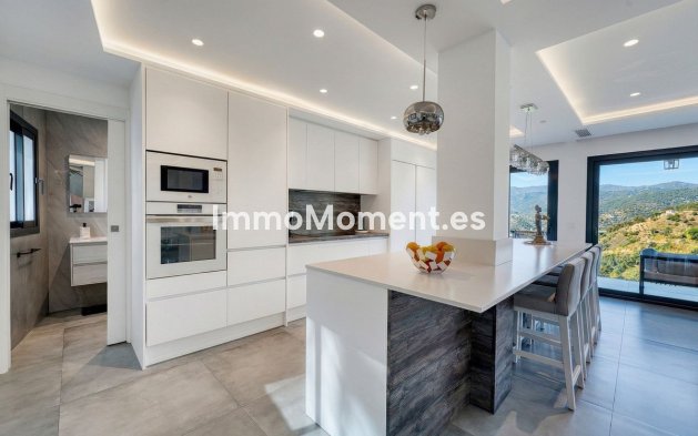 Reventa - Villa - Interior  - Istán