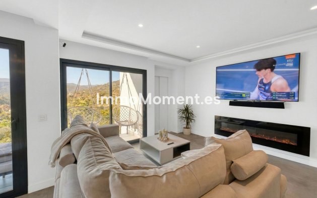 Reventa - Villa - Interior  - Istán