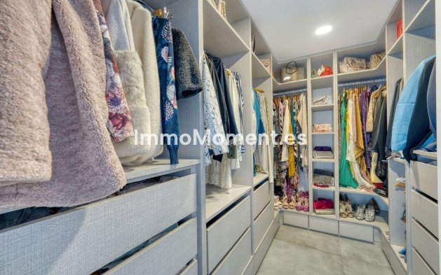 Reventa - Villa - Interior  - Istán