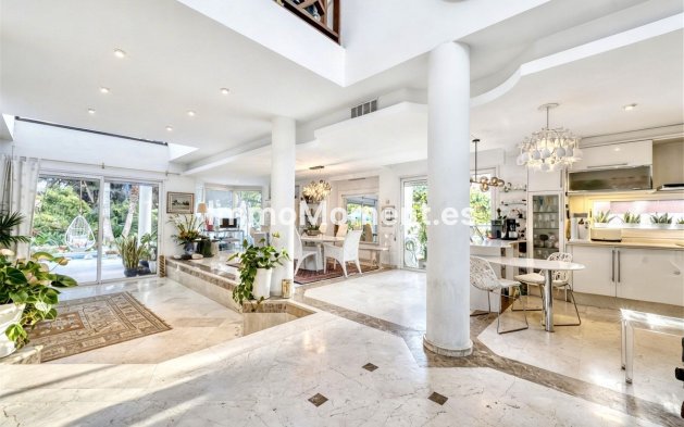 Revente - Villa - Estepona  - New Golden Mile