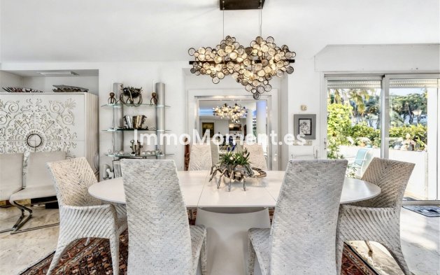 Revente - Villa - Estepona  - New Golden Mile
