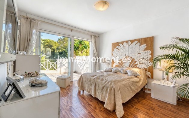 Revente - Villa - Estepona  - New Golden Mile