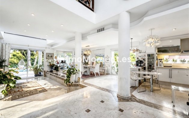 Revente - Villa - Estepona  - New Golden Mile