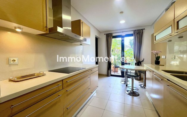 Bestaande woning - Appartement - Benahavís - Benahavís Centro