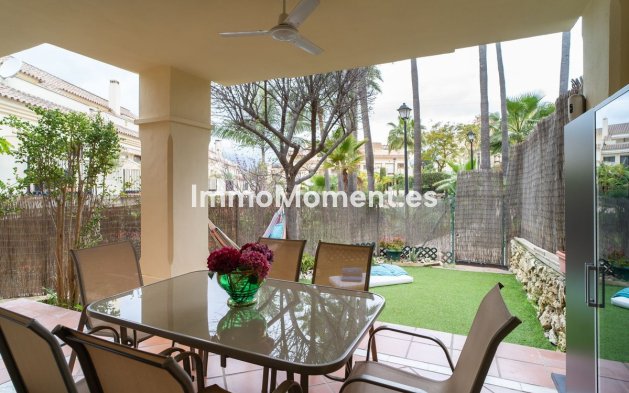 Resale - Villa - Marbella - Nueva Andalucía