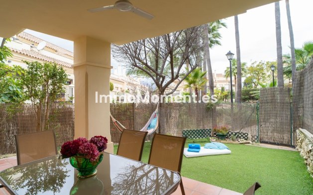 Resale - Villa - Marbella - Nueva Andalucía