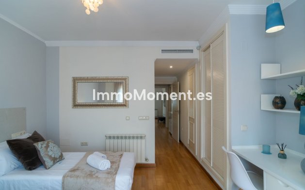 Resale - Villa - Marbella - Nueva Andalucía