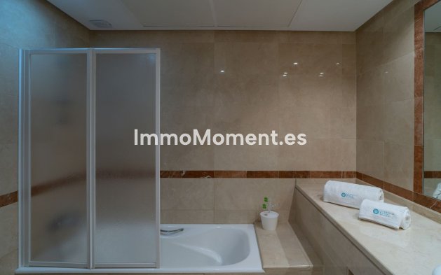 Resale - Villa - Marbella - Nueva Andalucía