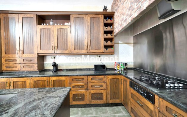 Wiederverkauf - Villa - Marbella - Marbella Centro