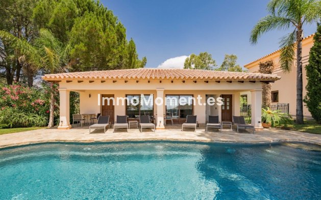 Resale - Villa - Inland  - Ojén