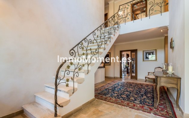 Resale - Villa - Inland  - Ojén