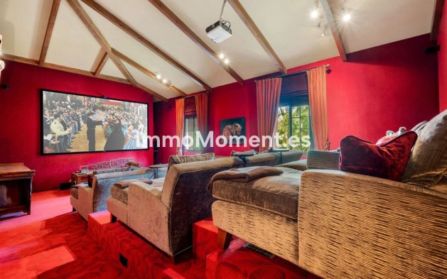 Resale - Villa - Inland  - Ojén