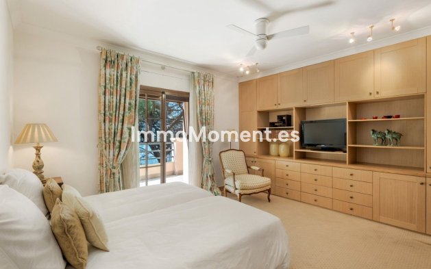 Resale - Villa - Inland  - Ojén