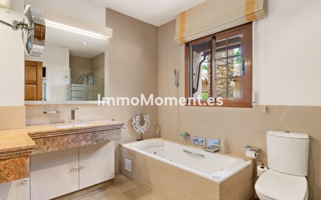 Resale - Villa - Inland  - Ojén